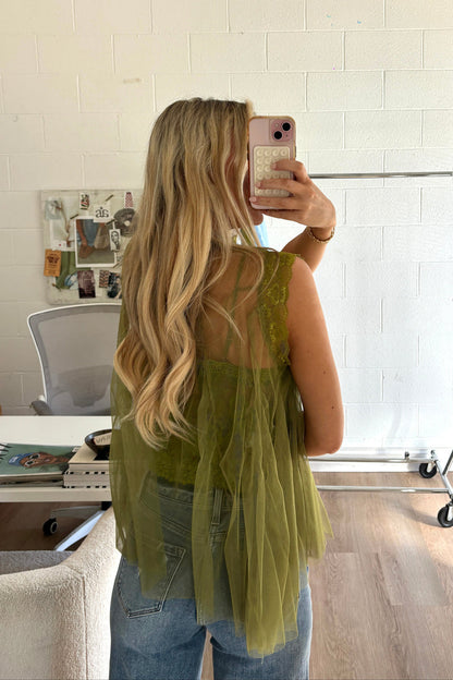 Woodland Lace Veil Top